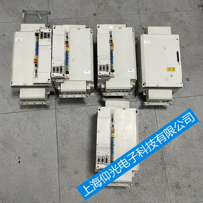 ABB MotiFlex e180(q)(dng)_(ki)C(j)(bo)E103S޿Y(ji)