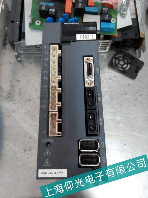 三菱M70伺服驅(qū)動(dòng)器AL31.1報(bào)警故障維修