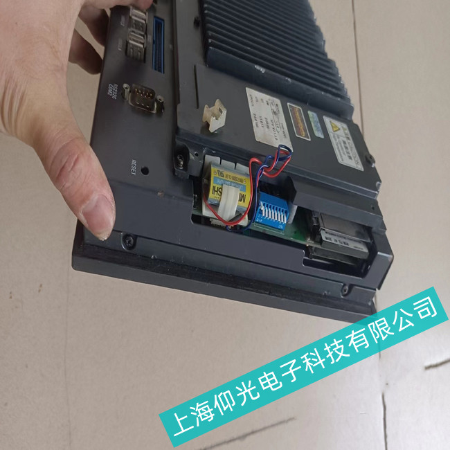 MITSUBISHI⹤ؙCMT700늟Uԭ