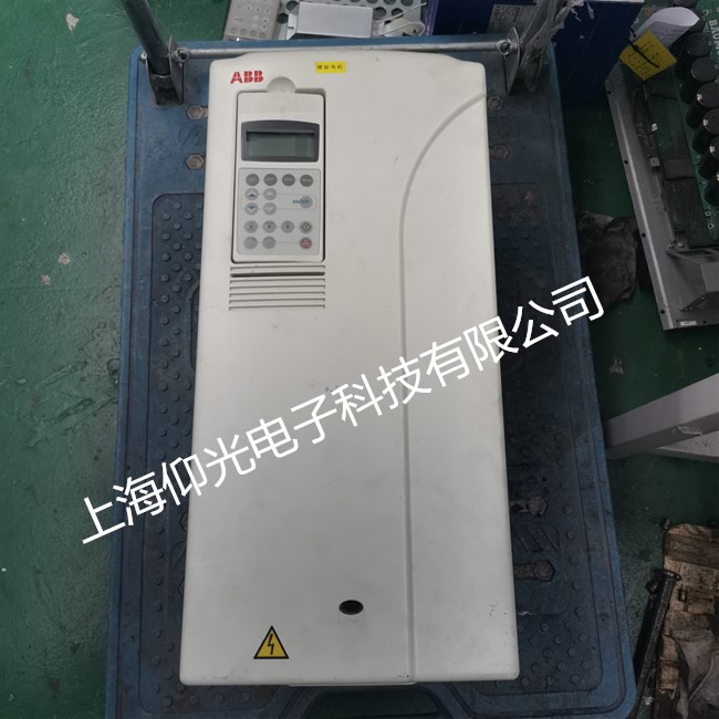 泰州一臺ABB變頻器欠電壓的故障案例分析及維修辦法—專業可靠找上海仰光