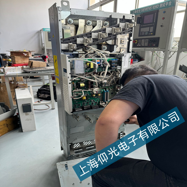 Aϵ؅^ABB׃lACS880A5EAy·ضȹϾS24Сrھ