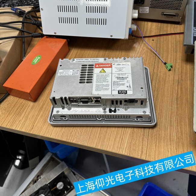 惠州AB羅克韋爾觸摸屏2711P-B6C20A上電燒保險故障維修經驗分享